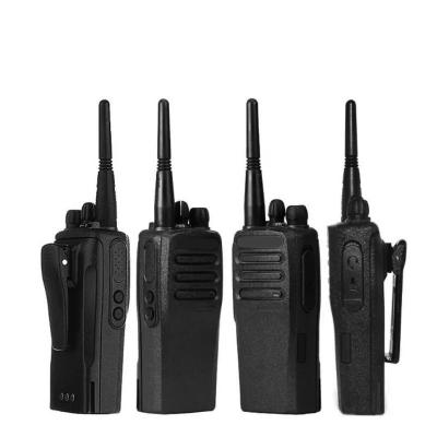 China Guangzhou DP1400 DP1400 Cheap 2022 Stock UHF DP1400 / XIR P3688 Walkie Talkie Two Way Radio for sale