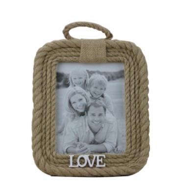 China E-Co Friendly Home Decor Photo Frames Wall Decoration Heart Circle Square Shapes Picture Frames Hanging Frames for sale