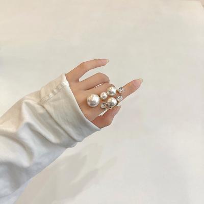 China Wholesale Vintage DANYUAN Vintage Gold Overdone Geometric Open Ring Diamond Adjustable Pearl Irregular European Women Bead Ring for sale