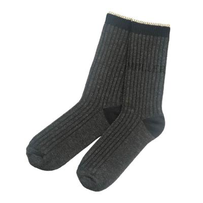 China Viable lightweight outdoor walking dress bangs in wool for men, hiking and trekking socks, ribbed cuffs and uppers for sale