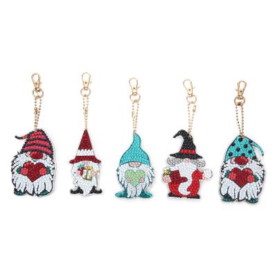 China 5pcs/set Modern Diamond Painting Santa Claus Factory Fkit Llaveros Acrilico DIY Diamond Painting Christmas Keychains for Home Decor for sale