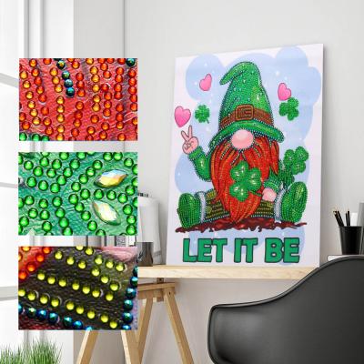 China DIY 5D Crystal Rhinestone Christmas Diamond Painting Modern Elf, Special Shaped Diamond Art Kits for Home Office Decoration for sale