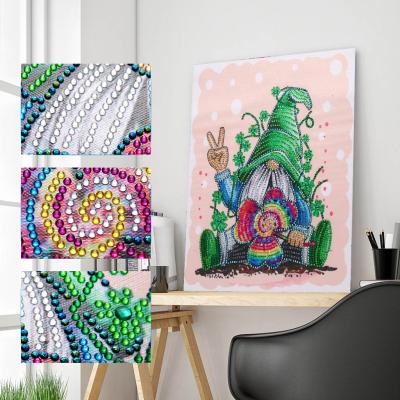 China DIY 5D Crystal Rhinestone Christmas Diamond Painting Modern Elf, Special Shaped Diamond Art Kits for Home Office Decoration for sale