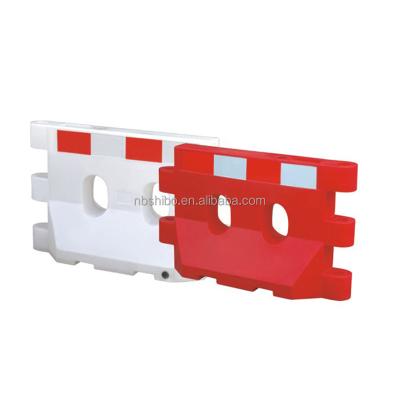 China Large PVC Traffic Corrosion Resistant Higher Expandable Movable Barriers Red And Reflective Strip Road Safety Barriers White for sale