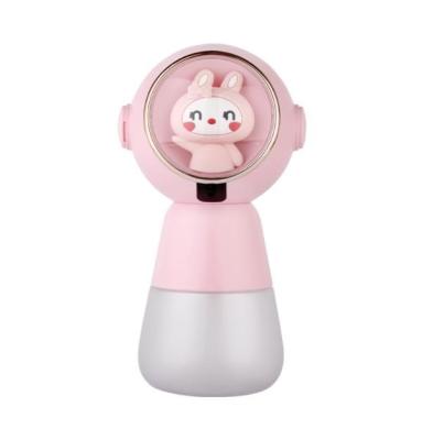 China Foam Soap Dispenser New Arrival Cartoon Space Man Cute Astronaut Foaming Dispenser For Kids for sale