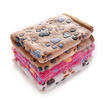 China Wholesale Breathable Soft Warm Dog Bed Cushion Accessories Coral Velvet Paw Pattern Plush Dog Blanket for sale