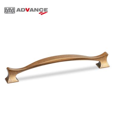 China Modern Furniture Cabinet Hardware Pulls Decorative Furniture Pulls Sideboard Handles for sale