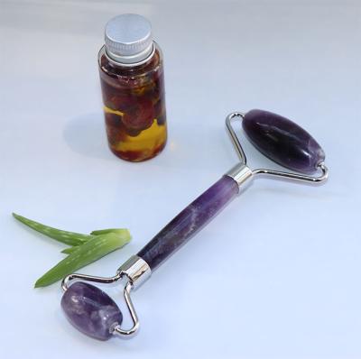 China Whitening Anti-Wrinkle Beauty Roller Original Crystal Face Roller Skin Slimming Amethyst Purple Roller for sale