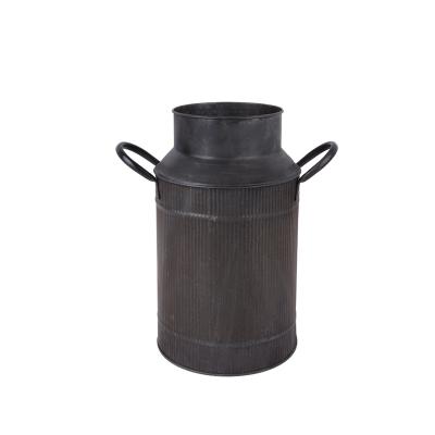 China Modern OEM Customize Shape Of Black Metal Kettle Planter Pot for sale