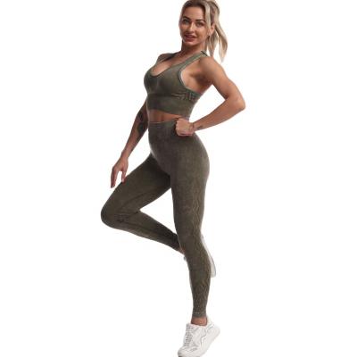 China Breathable Seamless Fitness Yoga Sets Gym Sport Suits Sportswear 2 Pieces Women Sports Bra Shorts for sale