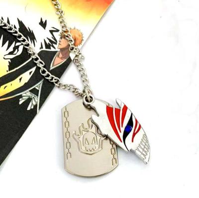 China Metal Bleach Anime Necklace Alloy Broken Mask Carabiner For Fans Of Anime Kurosaki Ichigo Alloy Comic Necklace As Gift for sale