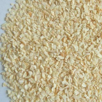 China dry garlic granule for sale