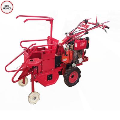 China 2019 New stype agricultural gearbox small hand diesel engine silage sweet combine Mini Corn Harvester for sale