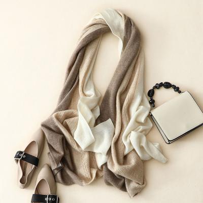 China Simple And Generous Blanket Coat Scarf Classic Three Colors Patchwork Shawls for sale