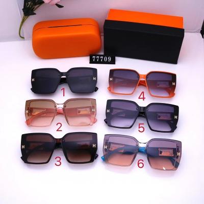 China Fashion Sunglasses Manufacturers Sell Specials Designer Sunglasses Famous Brands Weekly For Men And Women Brand Sunglassestrade Luxury Price 77709 for sale