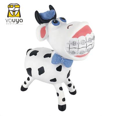 China China Wholesale Resin Animal Sculpt Dental Orthodontic Cow For Tooth Gift for sale