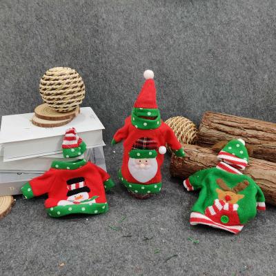 China Christmas Ornament Knit Sweater Wine Bottle Dress Santa Claus Bottle Bags Christmas Wine Bottle Cover Bags for sale