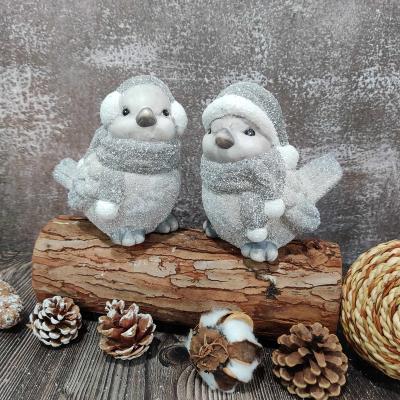 China Realistic Resin Nodric Resin Bird Statue Christmas Decor Objects Bird Sculpture Polyresin Bird Figurines for sale