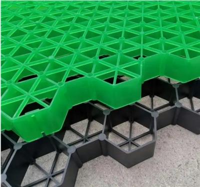 China 500*500*70MM High Compressive Strength HDPE Interlocking Gravel Grass Paving Grid for sale