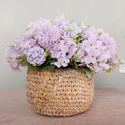 China New Style Artificial Flowers Realistic Wall 5 Head Hydrangea Bouquet Wedding Decoration Artificial Silk Flowers for sale