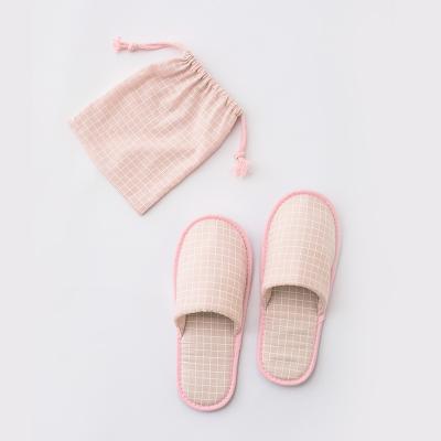 China Wholesale Non-slip Hotel Material Foldable Slipper Home Cotton Portable Women And Men Folding Travel Disposable Slippers for sale