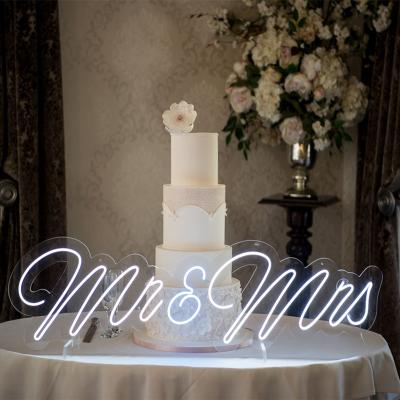 China Adertising Display Letter Table Decoration Custom Events Acrylic Neon Sign Mr. & Mrs. for sale