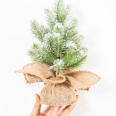 China Environmentally Friendly Christmas Day Mall Ornaments 30cm Mini Christmas Decoration Tree Decoration Desktop Ornaments Small Tree for sale