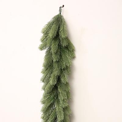 China Factory Wholesale High Quality Environmentally Friendly PE Christmas Garland Rattan For Christmas Home Decorations for sale