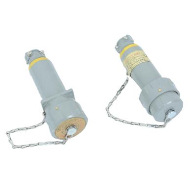 China Industrial Mobile Power 32A 3 Pin Explosion Proof Plug And Socket for sale