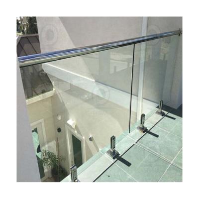 China Cheap modern bare chest glass fencing latest design glass balustrade with led spigot glass balustrade good quality for sale