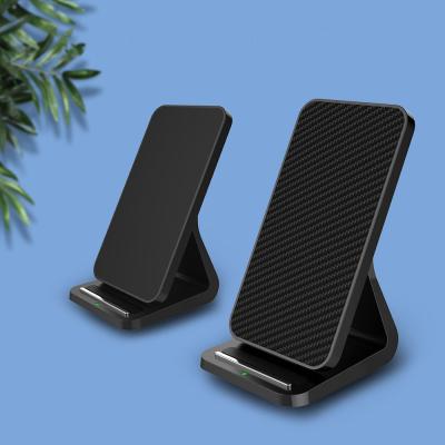 China Wireless Charger 15W Fast Wireless Charger 3 in 1 Stand Wireless Charging Foldable Portable Wireless Charger for sale