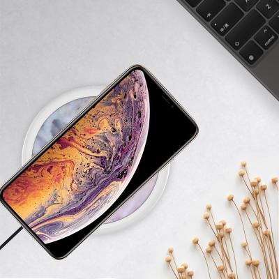 China Custom Logo Pu Leather 15w Qi Wireless Fast Charger Christmas Gift for sale