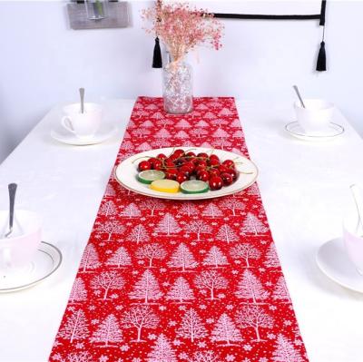 China Table Runner Christmas Decoration Cotton Canvas Fabric with Print and Gold Glitter Hand Made Table Runners and Mat Set for sale