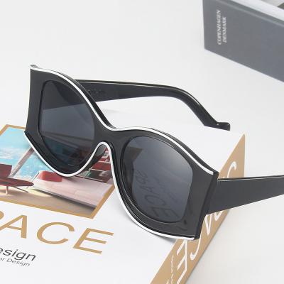 China Fashion new fashion design sunglasses 2022 popular designer high quality women and man luxury beach sun glass custom made sunglasses for sale