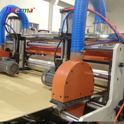 Cina WPC Foaming Board Making Extrusion Machinery Macchina di produzione con motore SIEMENS da 75 kW in vendita