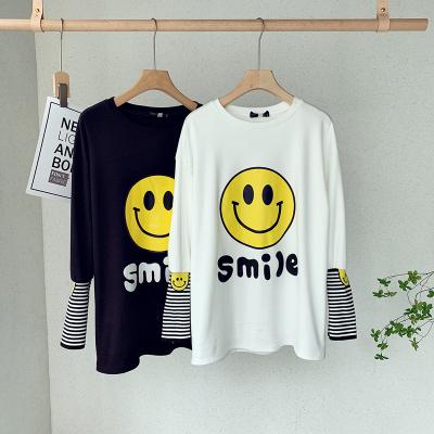 China 2022 Anti-wrinkle Autumn Winter New white cotton long sleeve women's t-shirt printed smiling pullover hoodies for sale