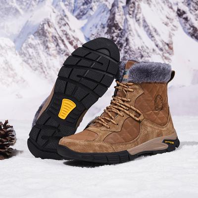 China 2021 fashion trend new design men snow boots fashion boots winter snow boots for men for sale