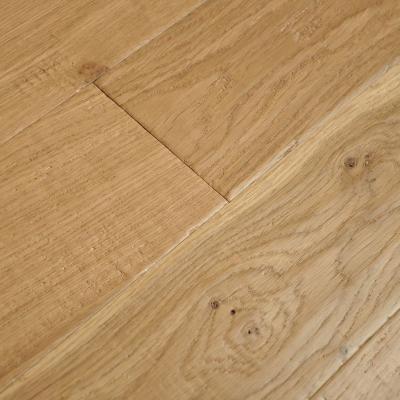 China Modern Home Decoration Oak Engineered Parquet Handscraped Natural Wood Color Natural Stain Oak Wood Flooring for sale