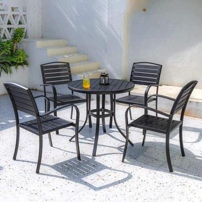 China Good New Design Style Black Modern Patio Garden Furniture Outdoor Dining Table And Chairs for sale