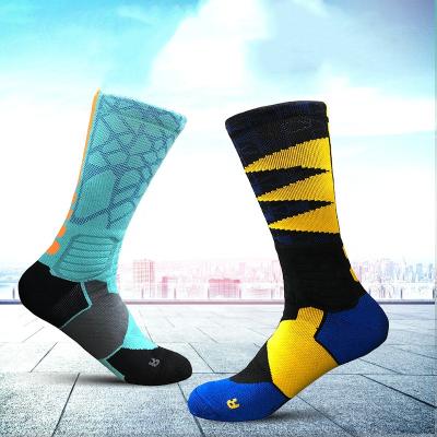 China Antibacterial Custom Logo Mens Cushioning Running Basketball Socks OEM Sports Cycling Socks for sale