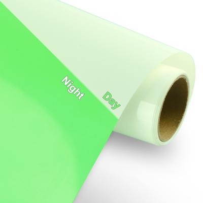 China Factory wholesale htv vinyl 10 inch x washable 5 feet glow in dark heat transfer vinyl roll for shoes etc. clothing hats for sale