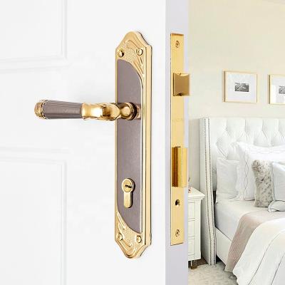 China OTT Rustic Mortise Lock Set Storm Door Latch Block Exterior Door Handle Set With Lock for sale