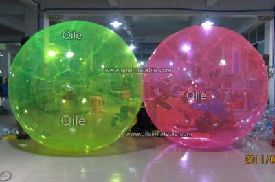 China Bola inflable colorida del agua, burbuja inflable del agua para la playa en venta