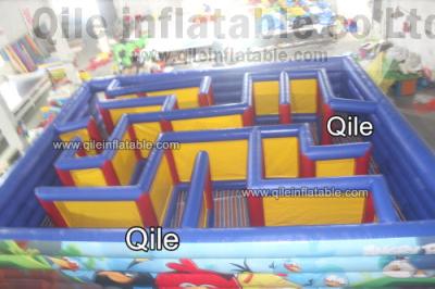 China QiLe Funny Inflatable Sports Games Laser Tag Air Inflatable Maze Durable for sale