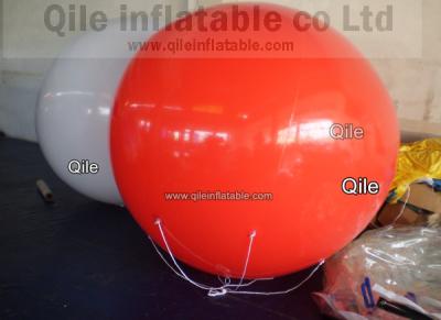 China El helio grande rojo hincha el globo inflable comercial del gas del helio de los productos en venta