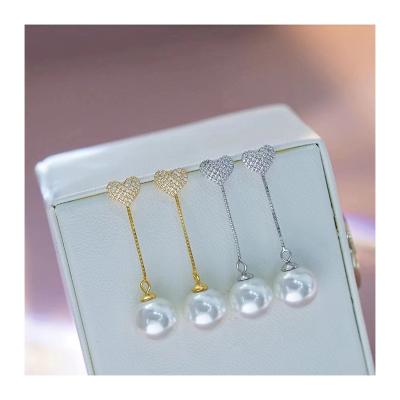 China 2022 FASHIONABLE Commuter Style Designer Inspired Hot Sales 925 Sterling Silver Pearls Earring Bold and creative for sale