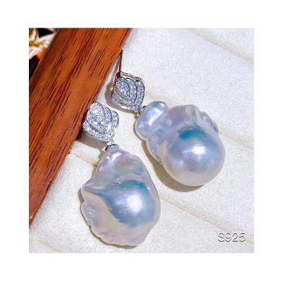 China New Temperament Fashionable Stylish Soft Natural Freshwater Pearl Baroque Earrings S925 Pearl Earrings for sale