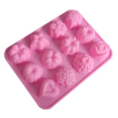 China Viable Wholesale Food Grade Flower Shaped Dessert Cookies Diy Cake Silicon Baking Molds Jelly Molds for sale