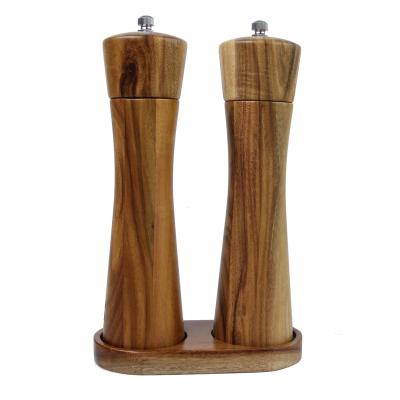 China Viable Acacia Pepper Grinder Set Wooden Shakers Manual Wooden Pepper Mill or Salt Mill with Cleaning Brush Pack of 2 for sale