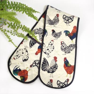 China High Quality Natural Color Kitchen Heat Resistant Design Printed Comforter Cotton Twill Double Oven Mitten for sale